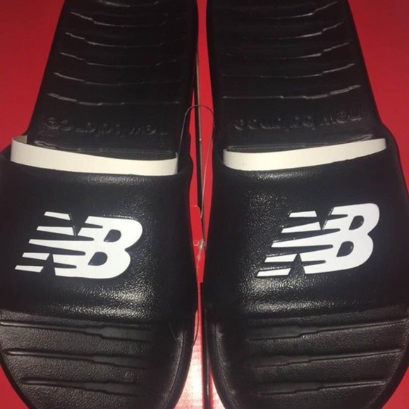 BRAND NEW men new balance black slippers / slides / sandals size US 9 - Picture 5 of 7